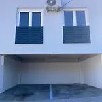 Golden Horizon Appartement *